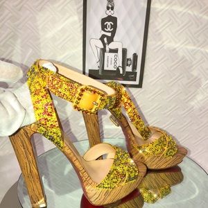 SOLD❤️Christian Louboutin Glory-140 Strass